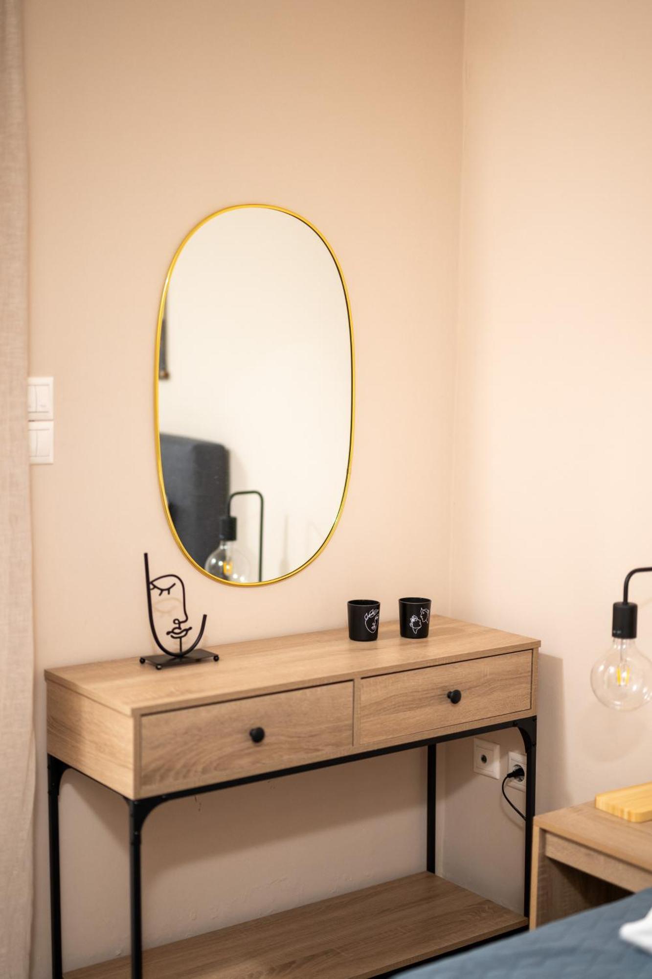 Il Centro Apartment Айгио Екстериор снимка